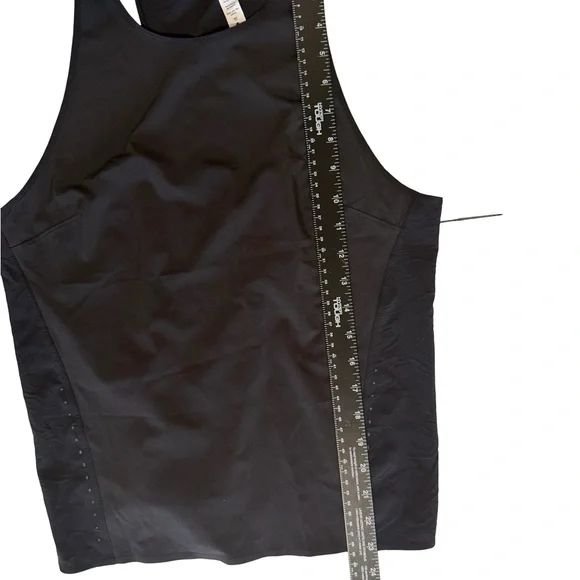 lululemon athletica Black Airflow Running Tank - Picture 5 of 5